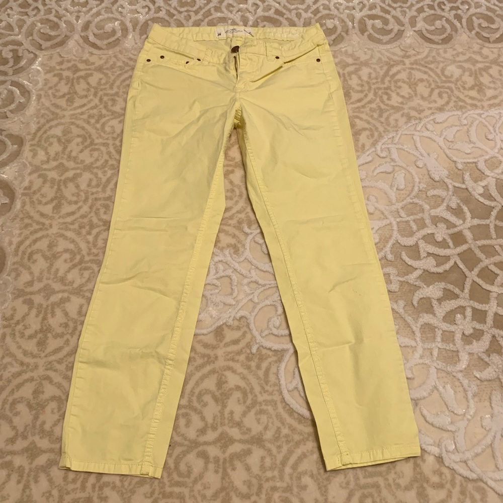 Yellow pants